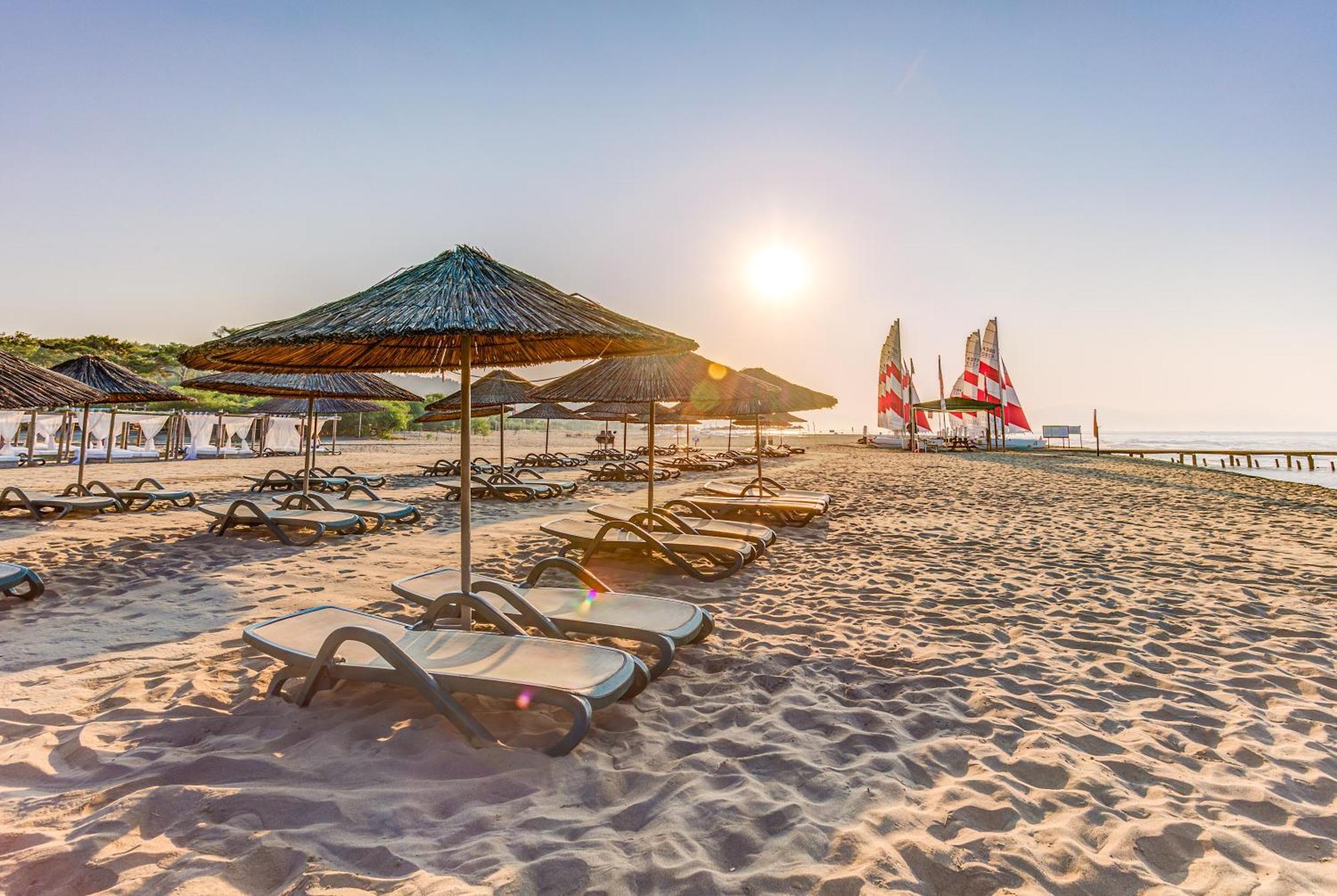 Готель Tui Magic Life Саріґерме Екстер'єр фото